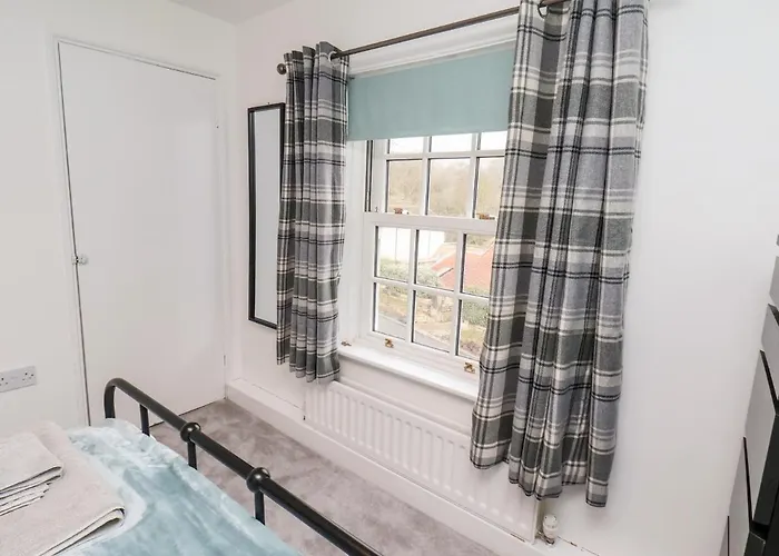 Braeside * ويتبي